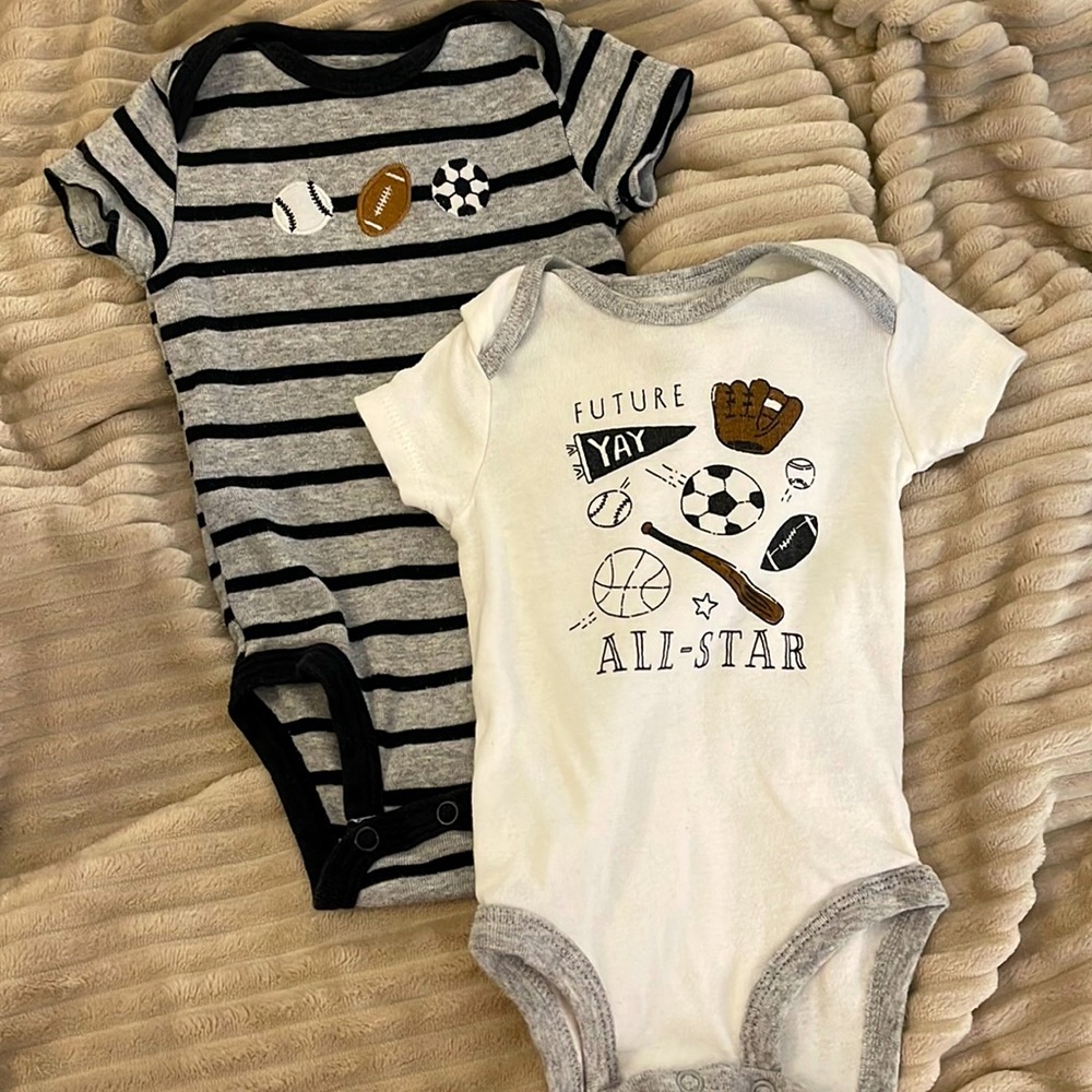 2 PK 0-3 Month Sports Onsies